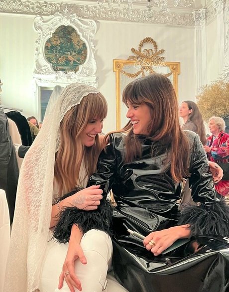 asian ebony onlyfans naked img