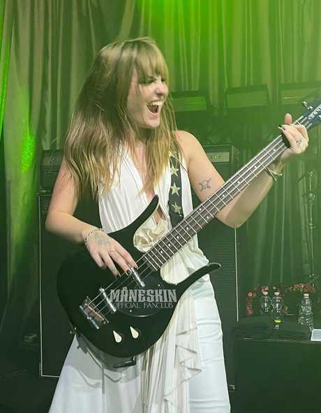 chicks with dicks onlyfans hd photos