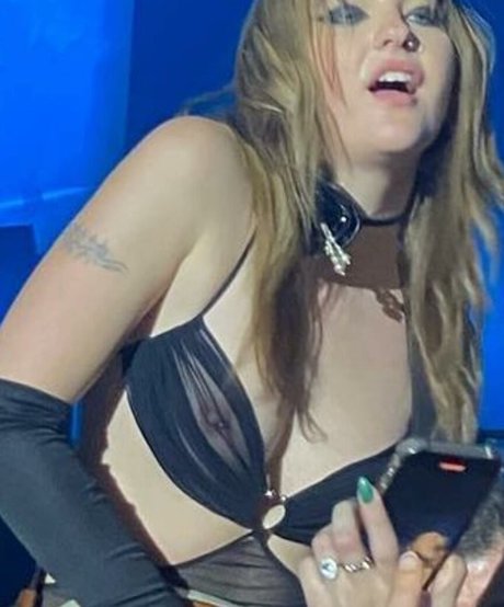 bdsm slave onlyfans hot nude pic