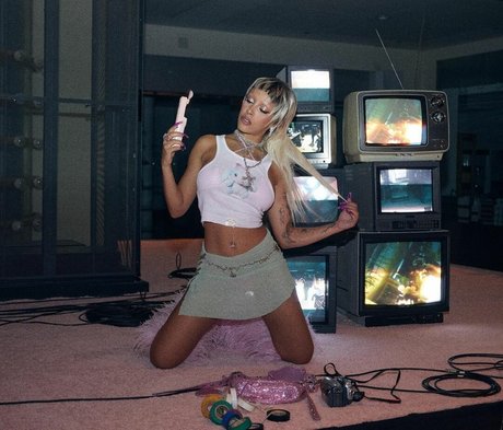 big tits young onlyfans free nude images