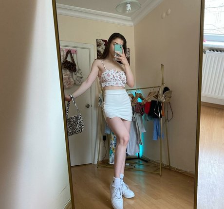 Sudefit star porn galleries