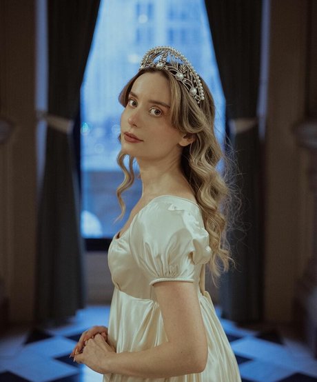 queen astraea star art photo