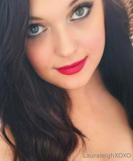 the laurajohnson Profile Pic