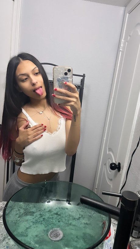 luvrosa naked pornstar photos