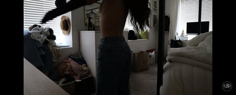 Emilyjeanbeauty model art img