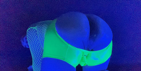 blonde milf onlyfans sexy naked gallery