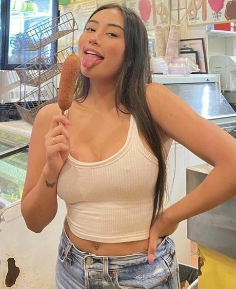 Ellerie Marie pornstar top image