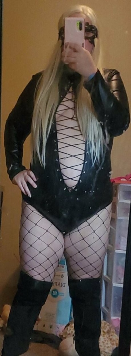 okiedoll top actress photos