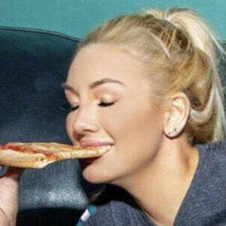 Tashaxann Best Profile Photo