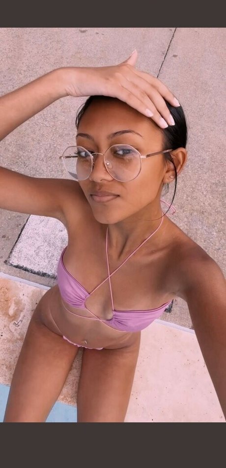 Moliney Mao pornstar free img