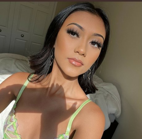 Moliney Mao perfect star photos