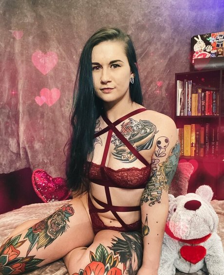 ember fyres erotic actress gallery