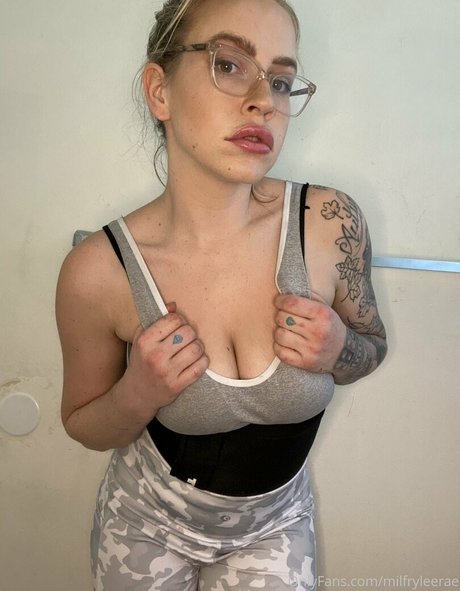 milfryleerae star hot galleries