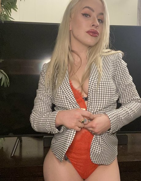 milfryleerae perfect model gallery