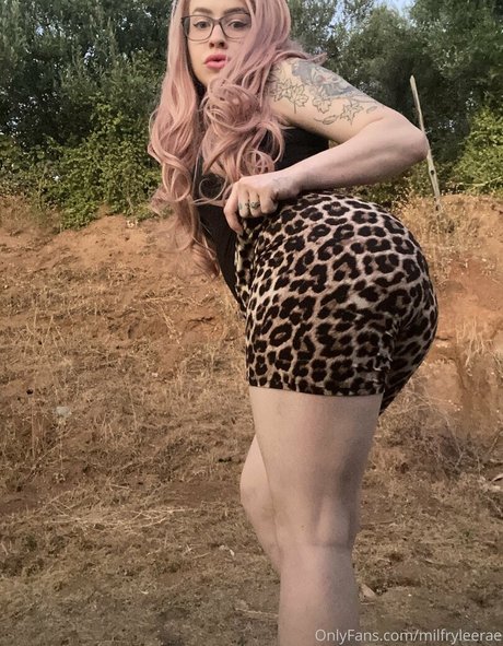 milfryleerae model best photo