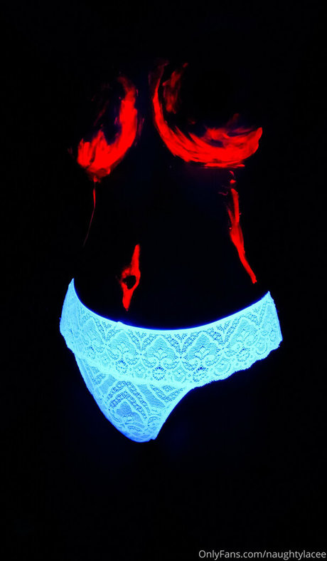 naughtylacee pornstar hd pics