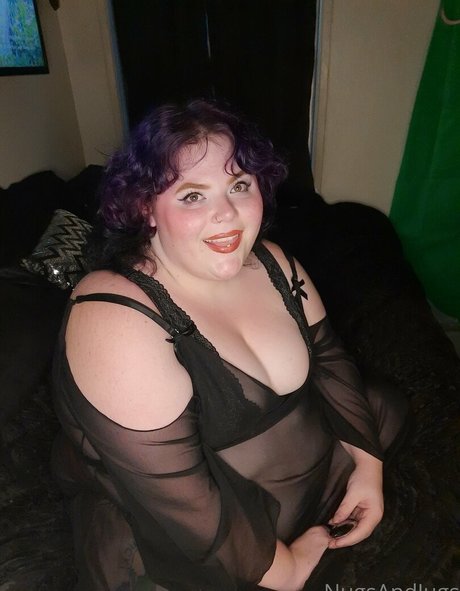 nugsandjugsfree model beautiful pictures