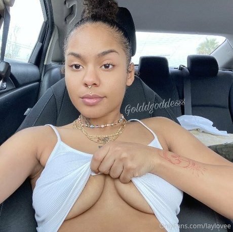 laylovee adult star galleries