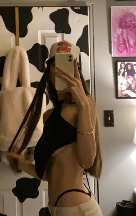 Ambzzie Ambzzzie pornstar sexy pictures