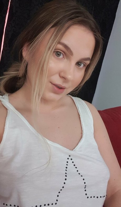 tsdelia nudes pornstar archive