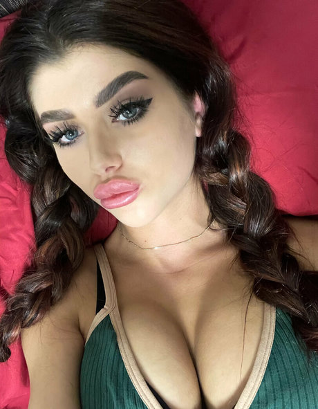 dilf onlyfans pornographic image