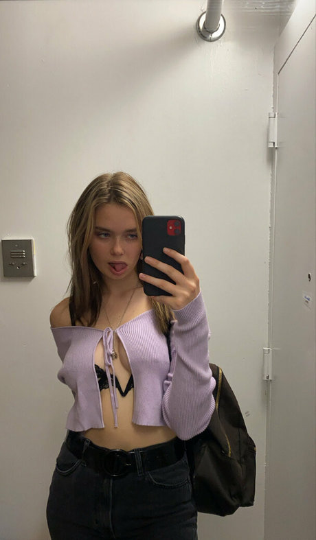 sadangelxoxofree adult actress picture