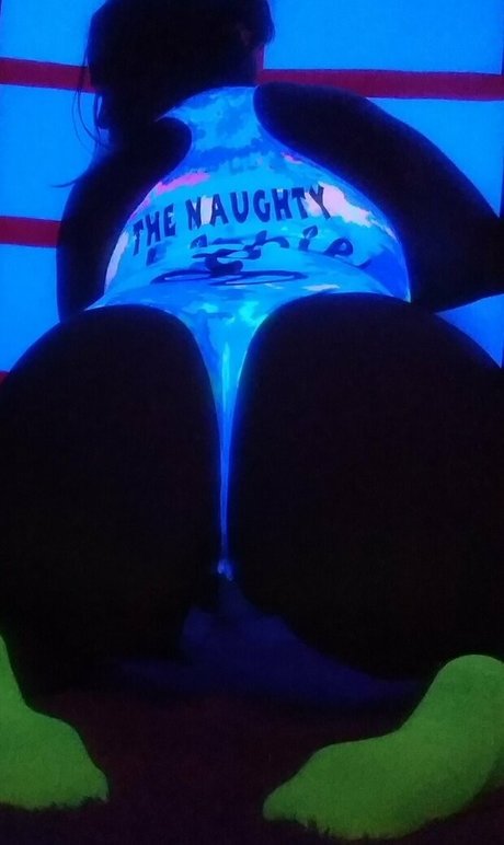 nikkihippy hd star image