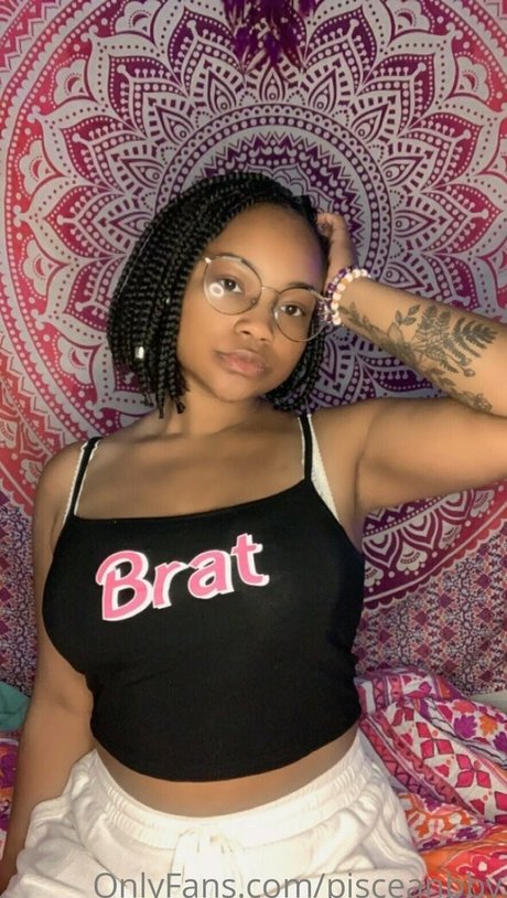 big tits young onlyfans best pics