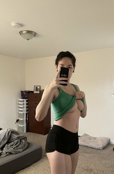 ghostlygothx pornstar naked pictures