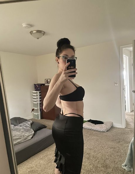 british granny onlyfans nude galleries