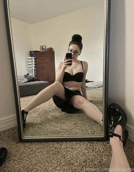 ghostlygothx pornstar perfect image