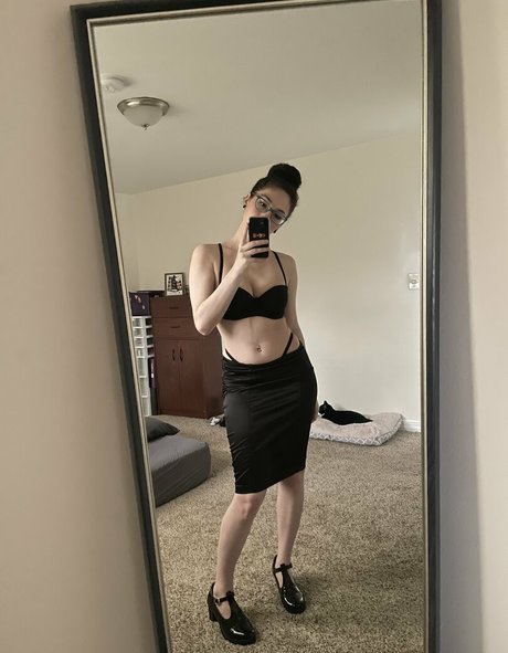 ghostlygothx model best photos