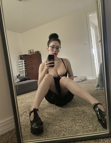 ghostlygothx nudes pornstar picture