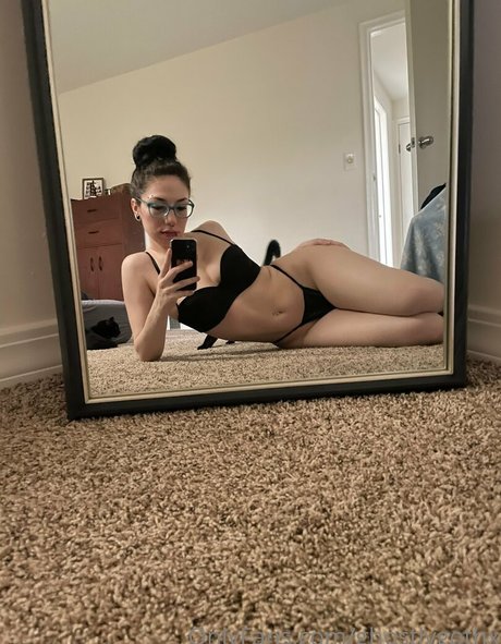 bbc milf onlyfans sexy naked pic