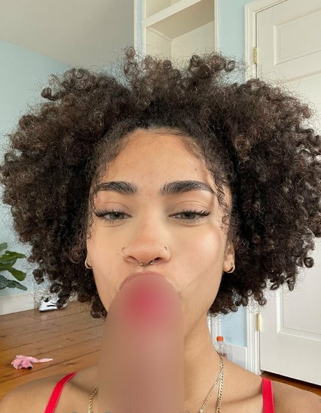 strip nude onlyfans sexy nudes pic