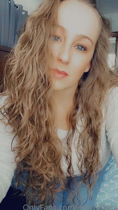 young onlyfans beautiful nude archive