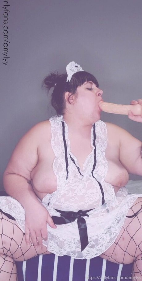 swinger milf onlyfans top gallery