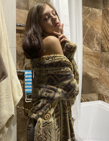 lana virg Profile Pic