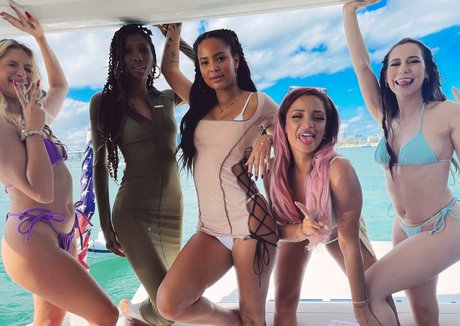 nerdy onlyfans erotic picture