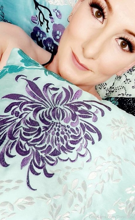 asian young onlyfans art nude pictures