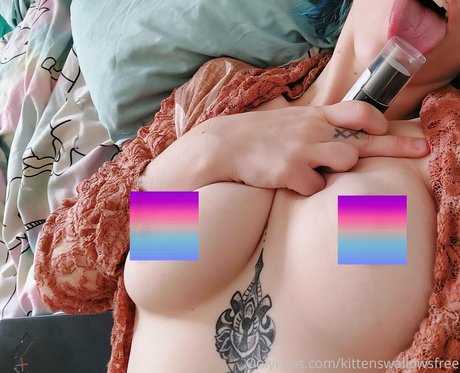 kittenclickbaitfree pornstar nude image