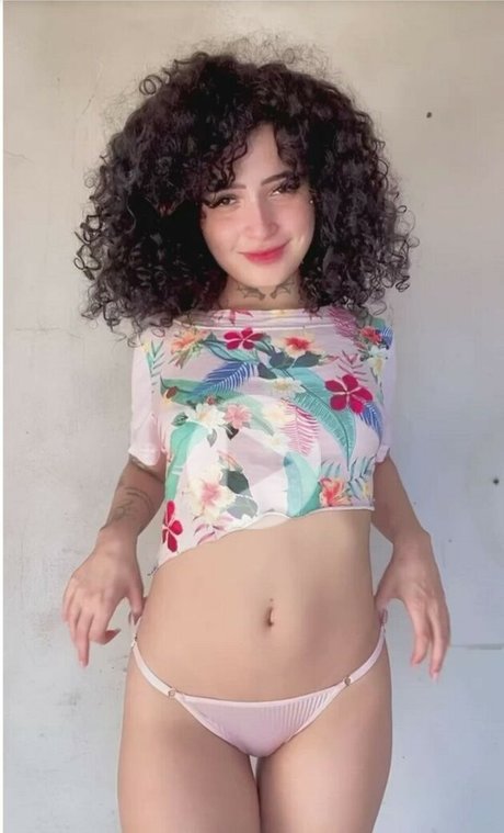 Aquela La pretty actress picture