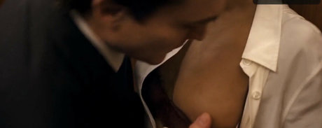 Naomi Scott pornstar best pictures