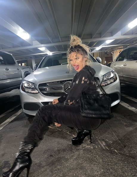 itshannahsworldd star adult photo