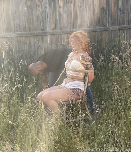 misslovelock exclusive model photos