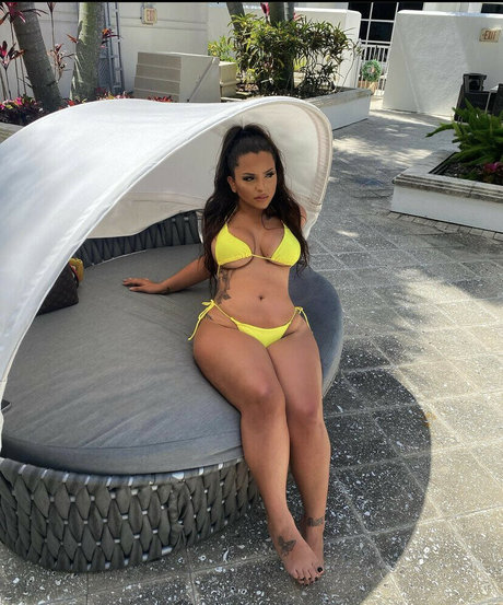 Bapricorn nude model archive