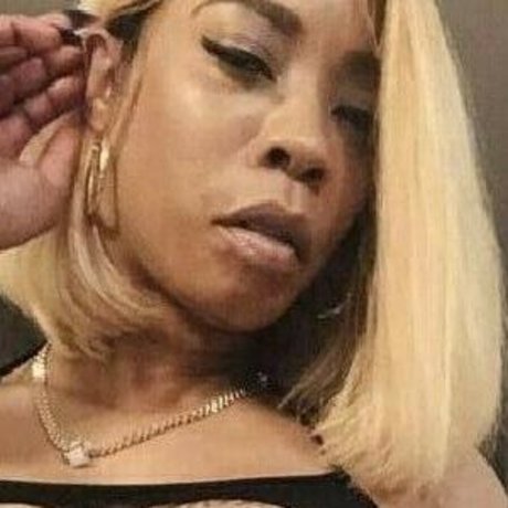 realbrickhousebody model pretty pictures