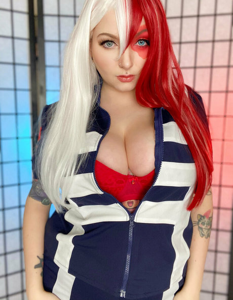 curvy shemale onlyfans art nude archive