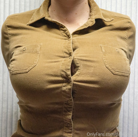 danidoreen sex model gallery