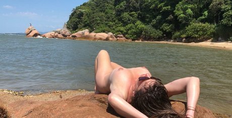 carinamoreschi best actress photo